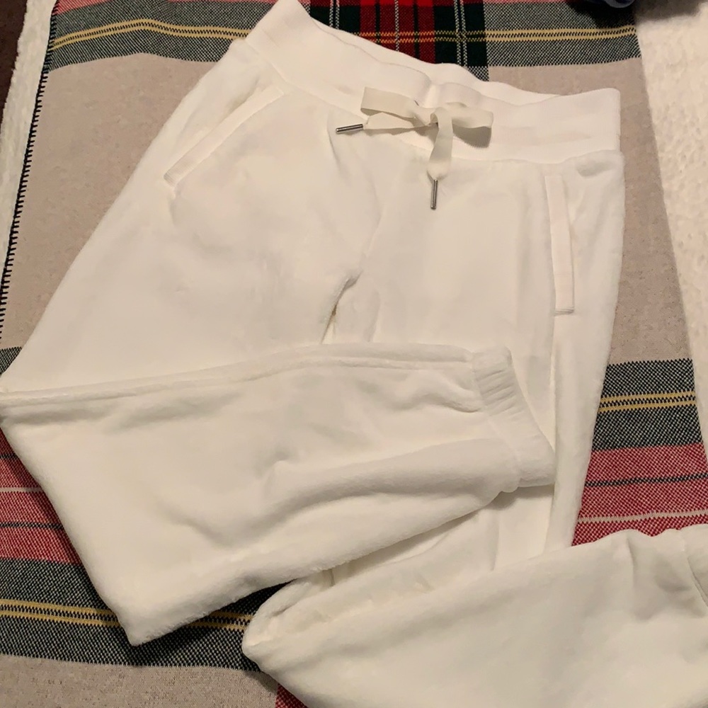 ATHLETA double cozy karma jogger - white